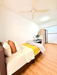 Pine Grove (D21), Condominium #560987411